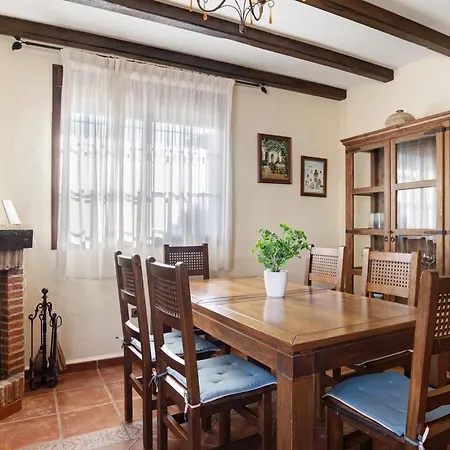 Casa Ayala * 龙达